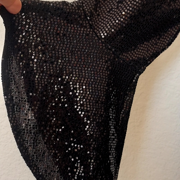 NWT Anne Klein Black Sequin Women's Top Bell Sleeve SZ M - Picture 5 of 14